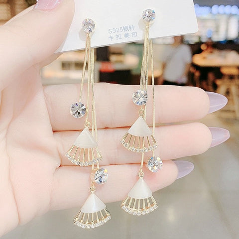 (🔥NEW)Scalloped Tassel Earrings