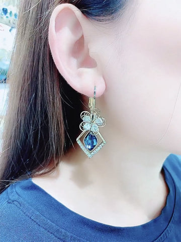 (🌸New Spring) Blue Crystal Petal Earrings